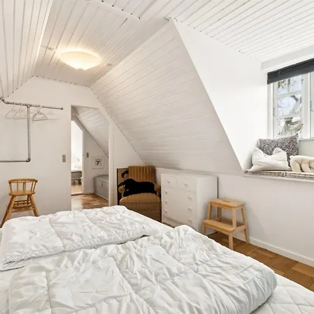Bena - 2km From The Sea By Interhome Feriehus Neksø